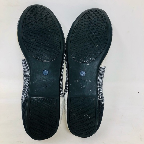 Rothy’s - Picture 7 of 8